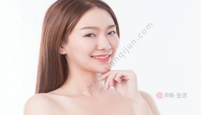 兰蔻小黑瓶眼霜的使用方法 兰蔻小黑瓶眼霜怎么用(图3) 兰蔻小黑瓶眼霜的使用方法